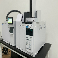 Agilent 8890 GC with 7697A headspace sampler - SSL FID image 1